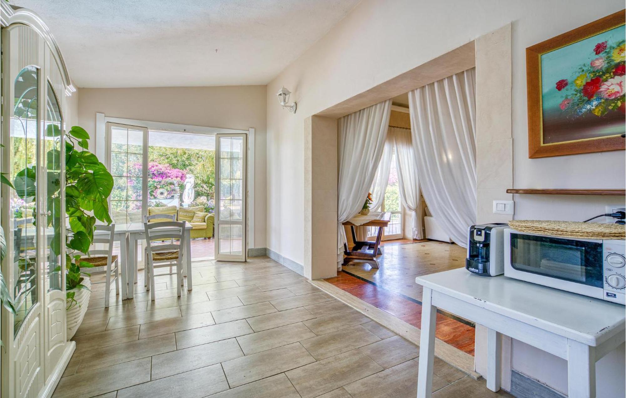 Beautiful Home In Fiumicino With Wifi 外观 照片