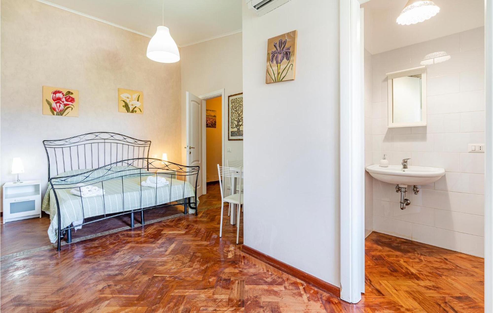 Beautiful Home In Fiumicino With Wifi 外观 照片