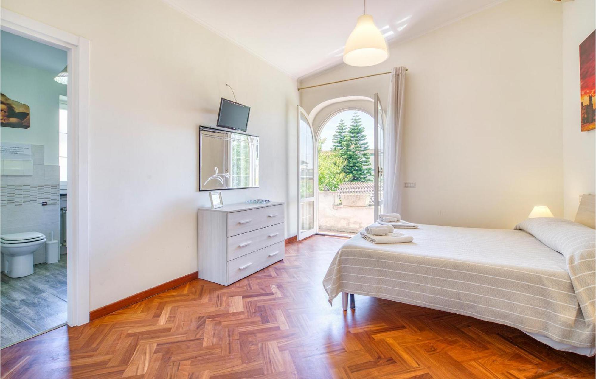 Beautiful Home In Fiumicino With Wifi 外观 照片